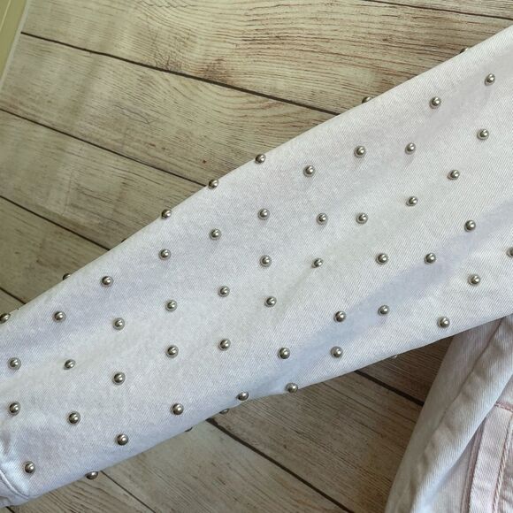 POL DISTRESSED AND STUDDED JEAN JACKET IN PINK - Picture 13 of 14